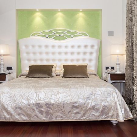 Escuderos Hotel Cruz Argamasilla de Calatrava Phòng bức ảnh