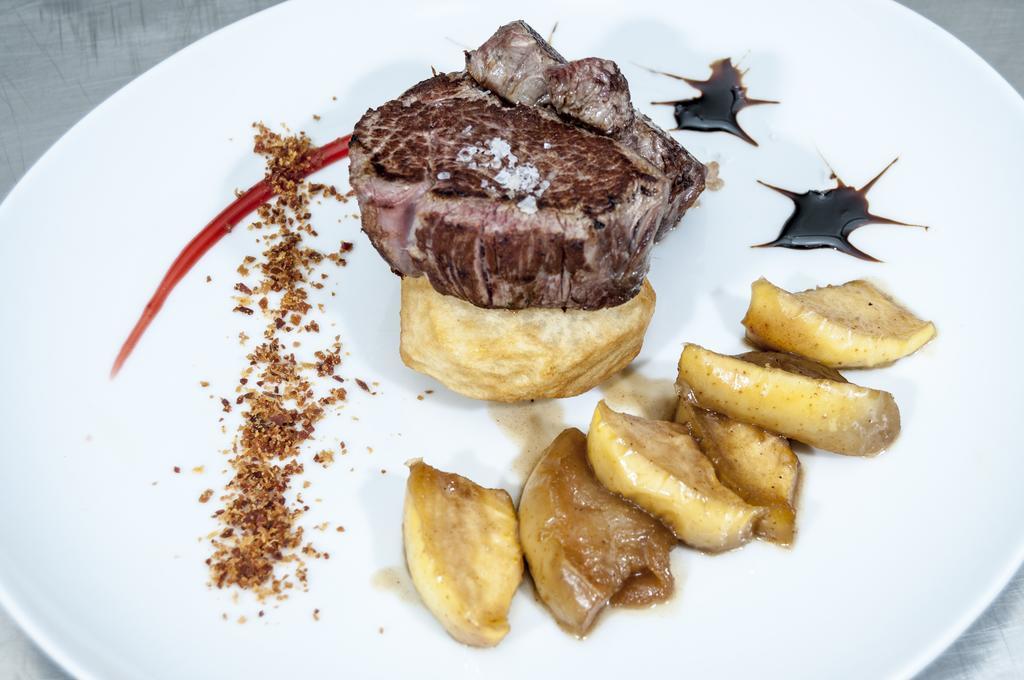 Escuderos Hotel Cruz Argamasilla de Calatrava Ngoại thất bức ảnh